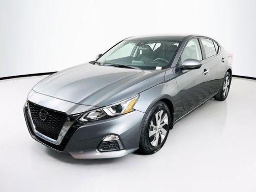 2020 Nissan Altima S FWD
