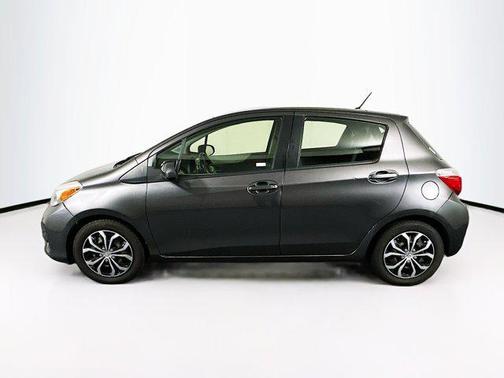 2013 Toyota Yaris LE