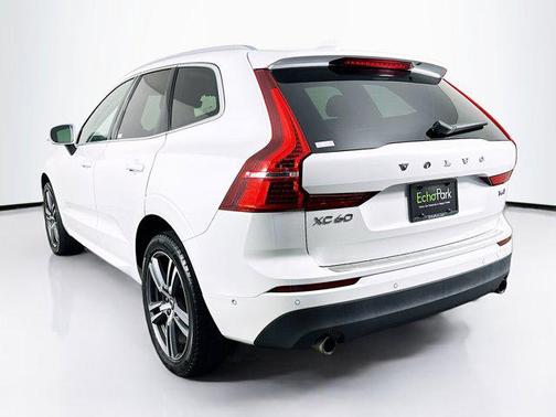 2019 Volvo XC60 T6 Momentum