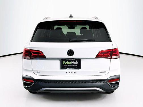 2024 Volkswagen Taos 1.5T SE