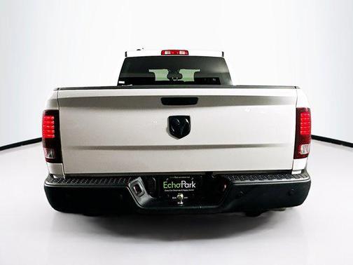 2024 RAM 1500 Classic Warlock Crew Cab 4x2 5'7' Box