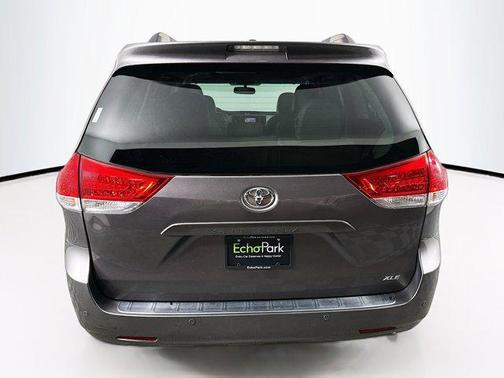 2014 Toyota Sienna XLE