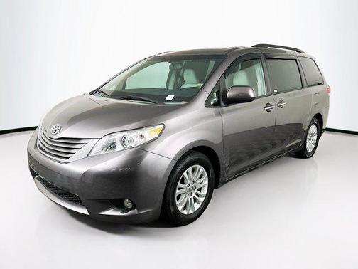 2014 Toyota Sienna XLE