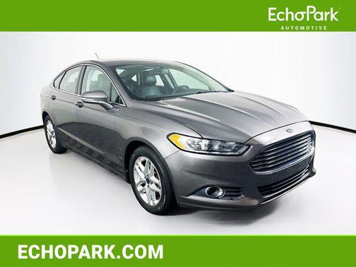 Gray 2013 Ford Fusion SE
