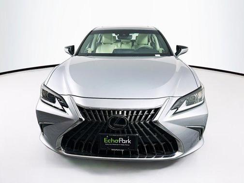 2022 Lexus ES 350 Base