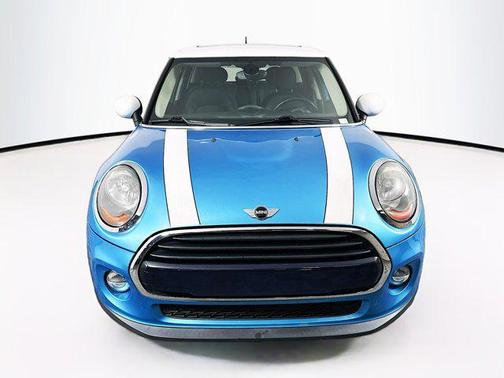2017 MINI Hardtop Cooper