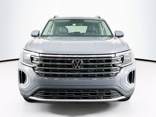 Gray 2025 Volkswagen Atlas 2.0T SE w/Technology 4MOTION