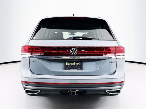 Gray 2025 Volkswagen Atlas 2.0T SE w/Technology 4MOTION