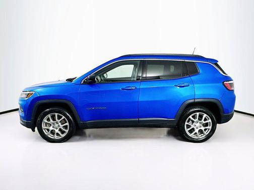 2024 Jeep Compass Latitude Lux
