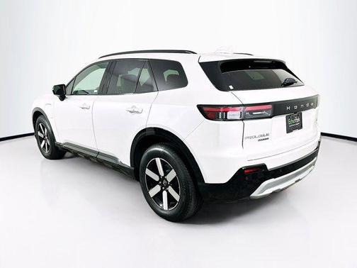 Snowfall Pearl 2024 Honda Prologue Touring