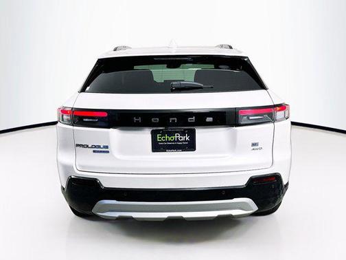 Snowfall Pearl 2024 Honda Prologue Touring