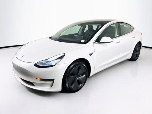 2020 Tesla Model 3 Standard Range Plus
