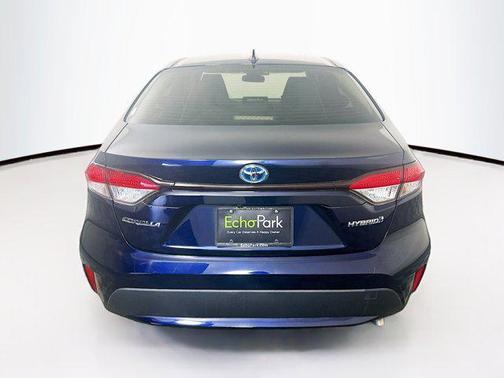 2022 Toyota Corolla Hybrid SE
