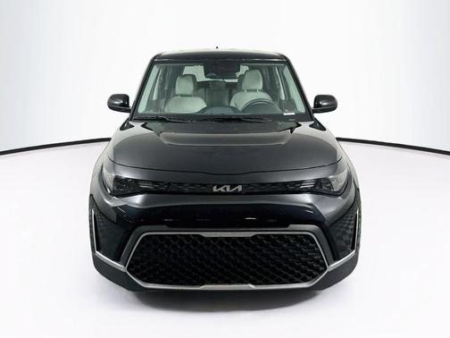 Fusion Black 2025 Kia Soul LX