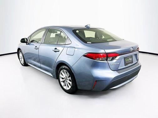 2020 Toyota Corolla XLE