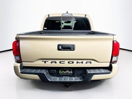 Quicksand 2020 Toyota Tacoma SR5