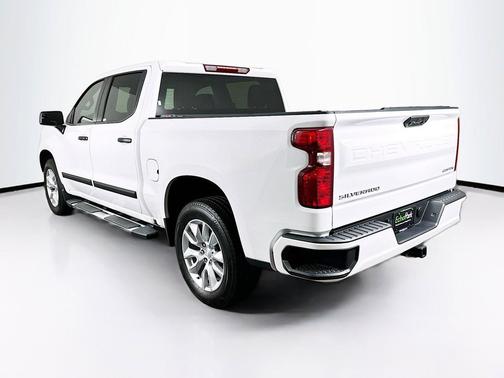 Summit White 2023 Chevrolet Silverado 1500 Custom