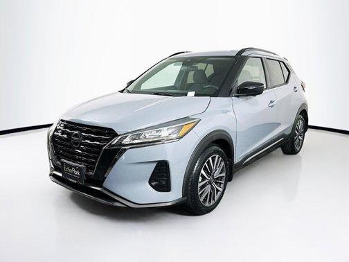 2021 Nissan Kicks SR