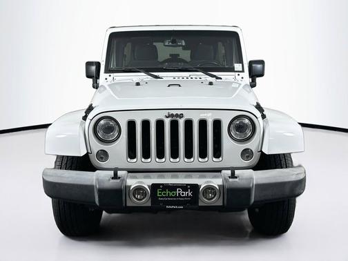 Bright White Clearcoat 2017 Jeep Wrangler Unlimited Sahara