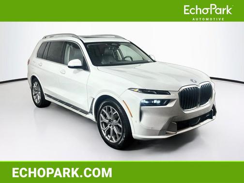 Alpine White 2026 BMW X7 xDrive40i