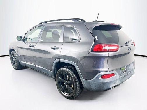 2017 Jeep Cherokee Altitude