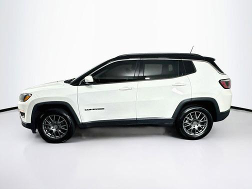 White Clearcoat 2018 Jeep Compass Latitude