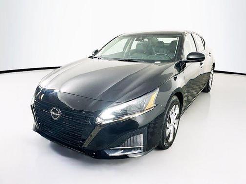 2023 Nissan Altima S FWD