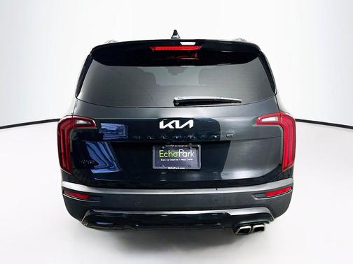 Ebony Black 2022 Kia Telluride SX
