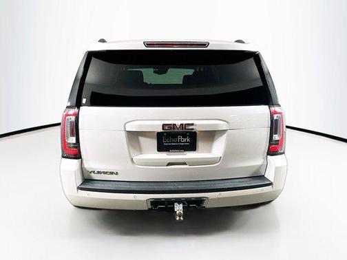 White 2019 GMC Yukon SLT