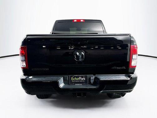 Diamond Black Crystal Pearlcoat 2024 RAM 2500 Big Horn Crew Cab 4x4 6'4' Box