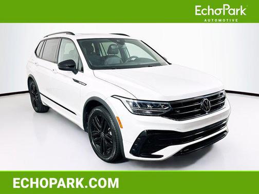 2022 Volkswagen Tiguan 2.0T SE R-Line Black