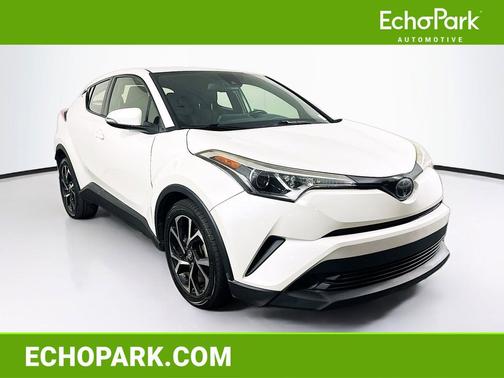 Blizzard Pearl 2018 Toyota C-HR XLE