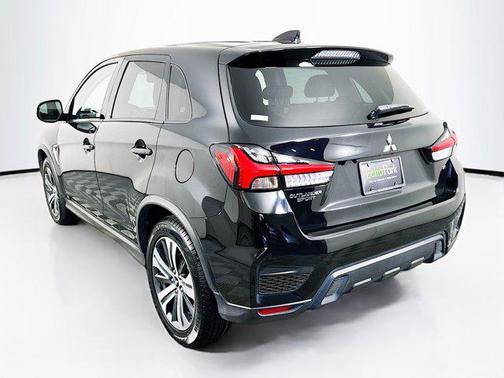 2024 Mitsubishi Outlander Sport SE