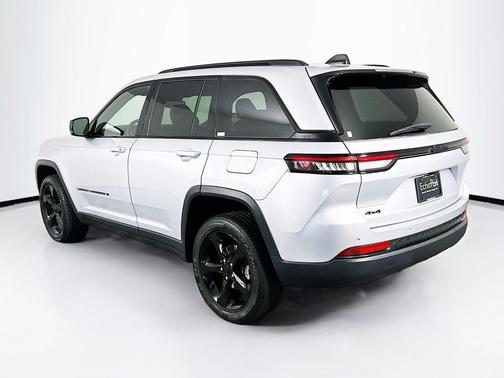 Silver Zynith 2023 Jeep Grand Cherokee Altitude
