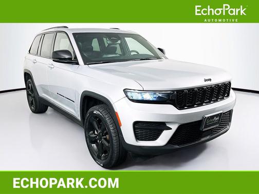 Silver Zynith 2023 Jeep Grand Cherokee Altitude