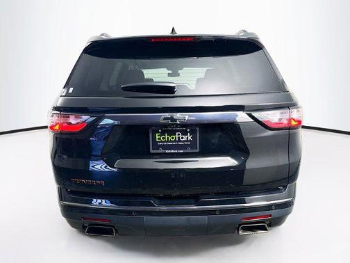 Mosaic Black Metallic 2018 Chevrolet Traverse Premier