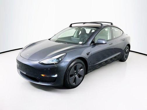Gray 2022 Tesla Model 3 Long Range