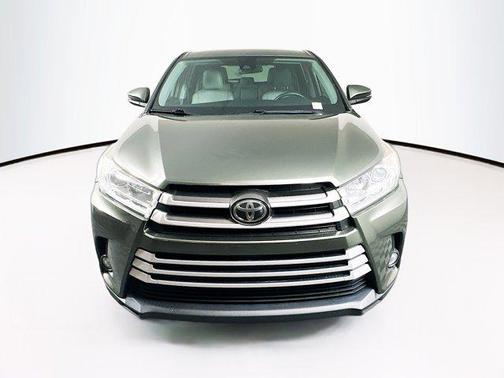 2019 Toyota Highlander LE Plus