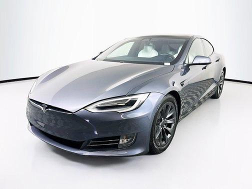 2020 Tesla Model S Long Range