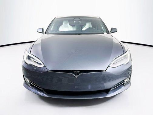 2020 Tesla Model S Long Range