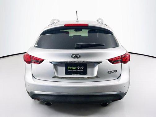 2017 INFINITI QX70 Base