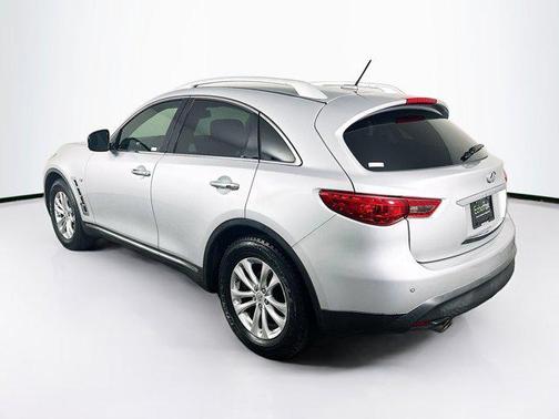 2017 INFINITI QX70 Base