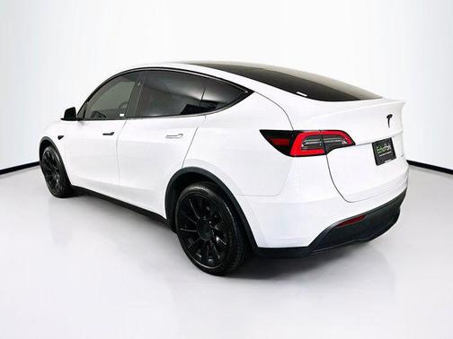 2024 Tesla Model Y Long Range Dual Motor All-Wheel Drive