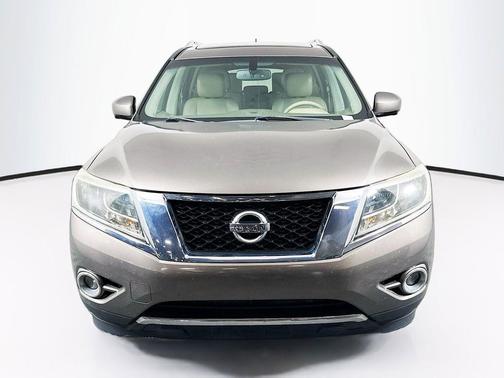 Tan 2014 Nissan Pathfinder Platinum