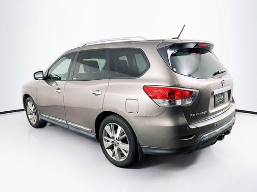 Tan 2014 Nissan Pathfinder Platinum