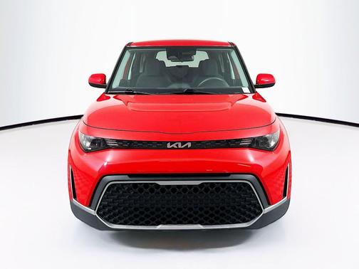 Inferno Red 2025 Kia Soul LX