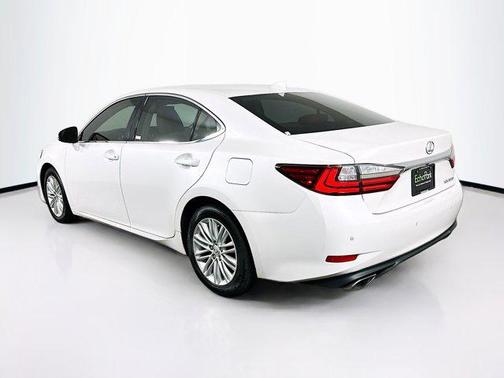 Eminent White Pearl 2017 Lexus ES 350 Base