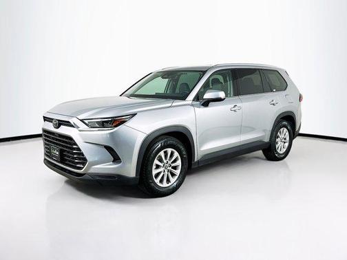 Celestial Silver Metallic 2025 Toyota Grand Highlander XLE