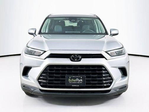 Celestial Silver Metallic 2025 Toyota Grand Highlander XLE