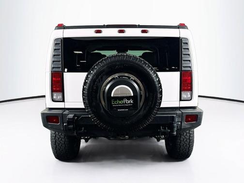 White 2006 Hummer H2 Base